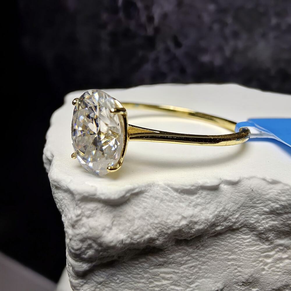 Size 8 1.5 CTW Oval Moissanite Solitaire Ring in Gold Plated Sterling Silver - Picture 4 of 10